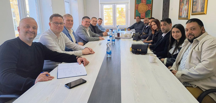 Делегација Рома на пријему у Општини Лебане