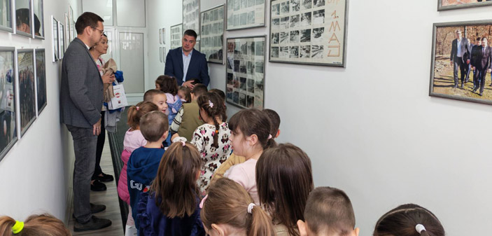 Предшколци посетили кабинет председника општине